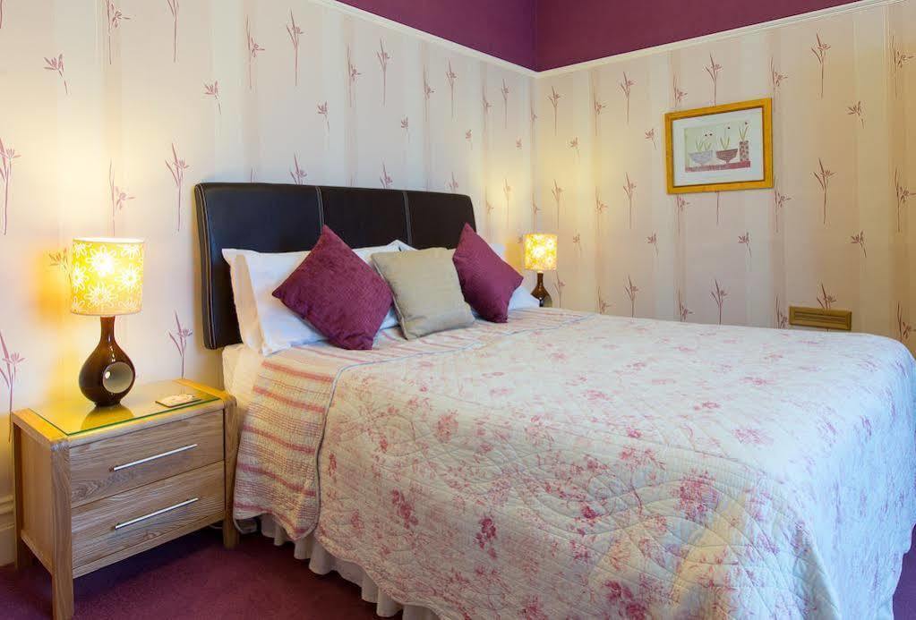 Отель Thornbank House Offering Breakfast And With The Use Of Free Local Health Club Уиндермир Экстерьер фото